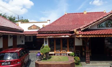 RUMAH DESAIN ETNIK JAWA, DEKAT PUSAT WISATA KOTA YOGYAKARTA
