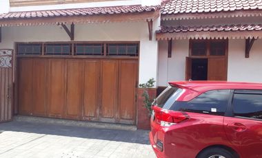 RUMAH DESAIN ETNIK JAWA, DEKAT PUSAT WISATA KOTA YOGYAKARTA