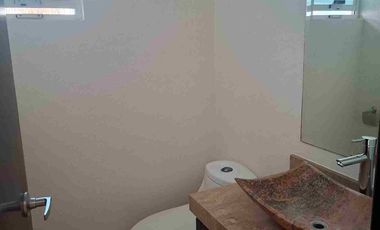 Bonita casa en renta en Lomas de Angelópolis