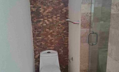 Bonita casa en renta en Lomas de Angelópolis