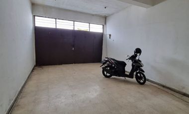 Rumah 3 lt di Tengah Kota Bandung Astana Anyar, Ciateul Dekat RS Immanuel Ref.05263