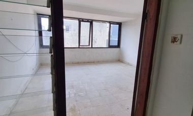 Rumah 3 lt di Tengah Kota Bandung Astana Anyar, Ciateul Dekat RS Immanuel Ref.05263