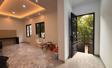 Rumah Siaphuni 3 Lantai, Lift, Private Pool Di Cipete Jakarta Selatan