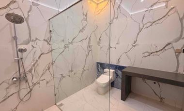 Rumah Siaphuni 3 Lantai, Lift, Private Pool Di Cipete Jakarta Selatan