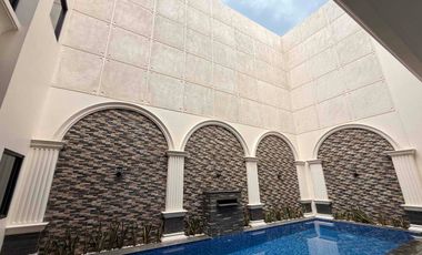 Rumah Siaphuni 3 Lantai, Lift, Private Pool Di Cipete Jakarta Selatan