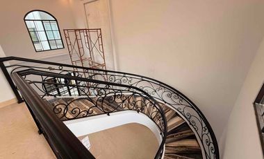 Rumah Siaphuni 3 Lantai, Lift, Private Pool Di Cipete Jakarta Selatan