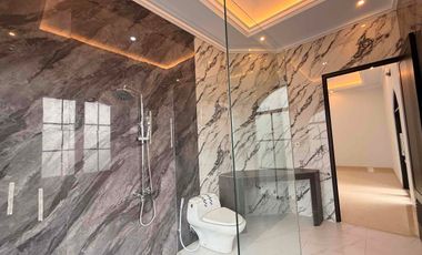 Rumah Siaphuni 3 Lantai, Lift, Private Pool Di Cipete Jakarta Selatan