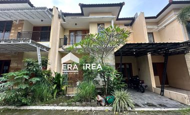 DISEWAKAN RUMAH DEKAT SUPERINDO COLOMADU, DE TJOLOMADOE, BANDARA ADI SOEMARMO