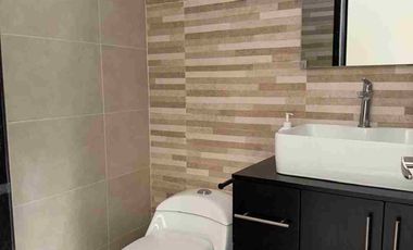 Bonita casa en renta en Lomas de Angelópolis.