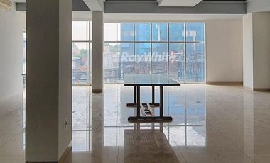 Dijual Gedung 4,5 Lantai Pinggir Jalan Di Bintaro Jakarta Selatan