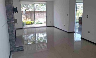 Espectacular  casa en. enta en Lomas de Angelópolis  2 con gimnasio equipado.