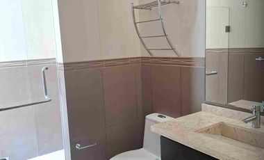 Espectacular  casa en. enta en Lomas de Angelópolis  2 con gimnasio equipado.