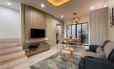 RUMAH MEWAH DESAIN MODERN SERPONG, TERMURAH DI BSD SERPONG