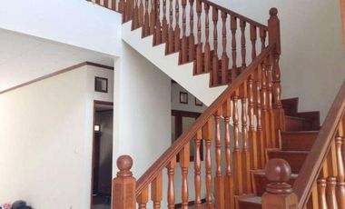 Sewa Rumah Kompleks Al Azhar Bekasi Strategis