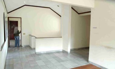 Dijual rumah mewah 2 lantai 4+2 kamar tidur lengkap dengan private pool tanah sangat Luas 1.273 meter di cipete Jakarta selatan