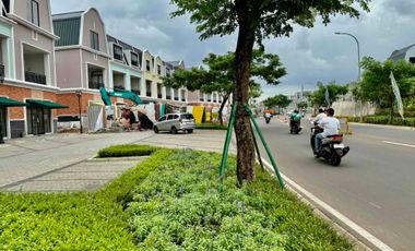 Ruko strategis 3 lantai di bintaro , unit terbatas