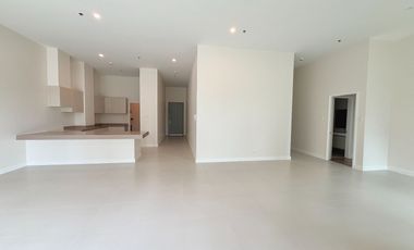 191 SQM 3 Bedroom with 2 Parkings Rent to Own in Sucat by Rockwell