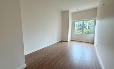 191 SQM 3 Bedroom with 2 Parkings Rent to Own in Sucat by Rockwell