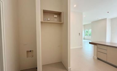 191 SQM 3 Bedroom with 2 Parkings Rent to Own in Sucat by Rockwell