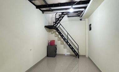 Dijual Rumah 2 Lantai di Summarecon Mutiara Makassar - Crystal Timur 3