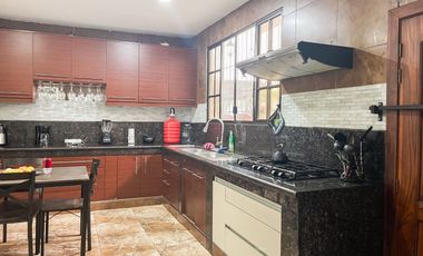 CASA EN URDESA NORTE EN VENTA