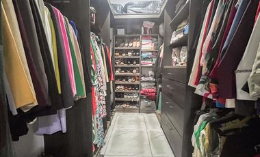 CASA EN URDESA NORTE EN VENTA
