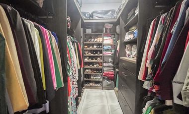 CASA EN URDESA NORTE EN VENTA