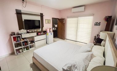 CASA EN URDESA NORTE EN VENTA