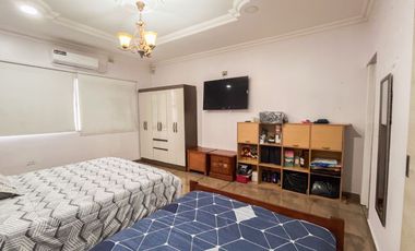 CASA EN URDESA NORTE EN VENTA