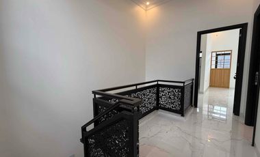 Rumah Siaphuni Shm 5 Menit Tol Kukusan Dekat UI, Krl Busway di Beiji Depok