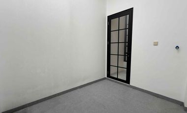 Rumah Siaphuni Shm 5 Menit Tol Kukusan Dekat UI, Krl Busway di Beiji Depok