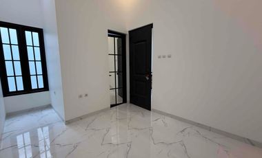 Rumah Siaphuni Shm 5 Menit Tol Kukusan Dekat UI, Krl Busway di Beiji Depok