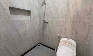 Rumah Siaphuni Shm 5 Menit Tol Kukusan Dekat UI, Krl Busway di Beiji Depok