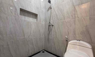 Rumah Siaphuni Shm 5 Menit Tol Kukusan Dekat UI, Krl Busway di Beiji Depok