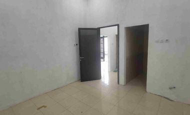 Kios 1 Lantai Cocok Buat Usaha Cafe Warkop, Travel dan  Sejenisnya, Ditebet Timur Dalam.