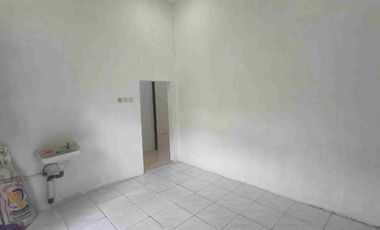 Kios 1 Lantai Cocok Buat Usaha Cafe Warkop, Travel dan  Sejenisnya, Ditebet Timur Dalam.