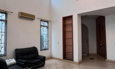 Dijual Rumah 2 Lt Luxury Home Vibes Old Money di Lippo Utara Karawaci Tangerang