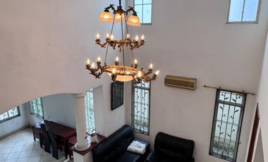 Dijual Rumah 2 Lt Luxury Home Vibes Old Money di Lippo Utara Karawaci Tangerang
