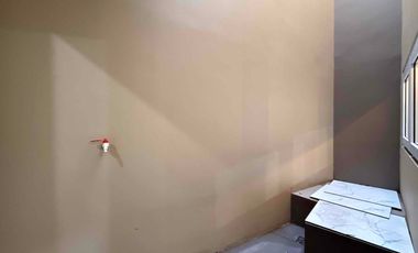 SIAPHUNI Modern 2 Lantai – Limo Cakra vista