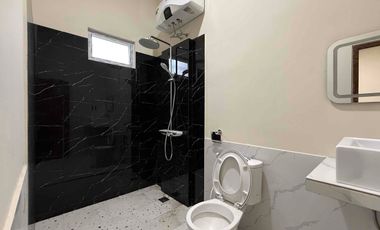 SIAPHUNI Modern 2 Lantai – Limo Cakra vista