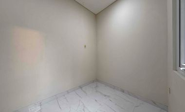 SIAPHUNI Modern 2 Lantai – Limo Cakra vista