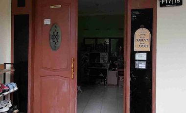 Rumah Strategis di Cluster Graha Raya – Lingkungan Asri & Nyaman Siap Nego