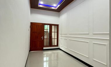 Rumah Favorit Keluarga di Taman Harapan Baru Akses Mudah ke Jakarta (22215 SRI)