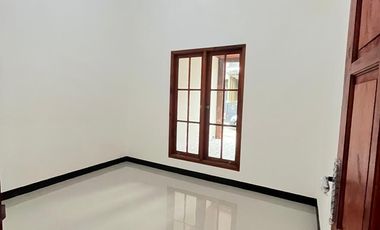 Rumah Favorit Keluarga di Taman Harapan Baru Akses Mudah ke Jakarta (22215 SRI)