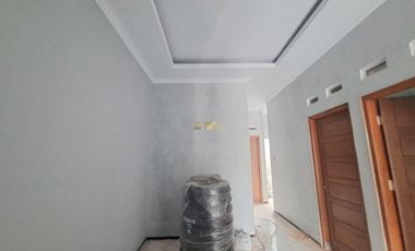 RUMAH SIAP HUNI, DEKAT PASAR SIDOREJO BARU DI SELOMARTANI