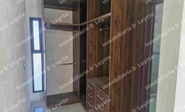 EN VENTA CASA EN PACHUQUILLA,  3 RECÁMARAS, EQUIPADA.