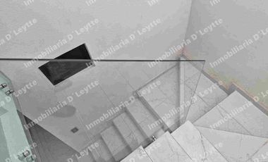 EN VENTA CASA EN PACHUQUILLA,  3 RECÁMARAS, EQUIPADA.