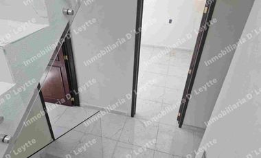 EN VENTA CASA EN PACHUQUILLA,  3 RECÁMARAS, EQUIPADA.