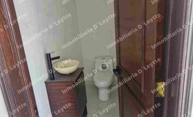 EN VENTA CASA EN PACHUQUILLA,  3 RECÁMARAS, EQUIPADA.