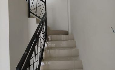 DIJUAL RUKO PINGGIR JALAN KODAU SIAP HUNI LOKAS STRATEGIS SHM BEBAS BANJIR